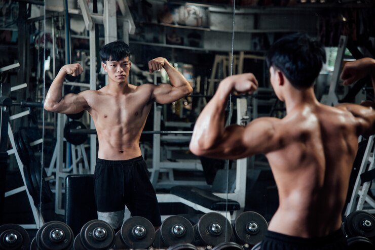 muscular-young-fitness-sports-man_1150-12377